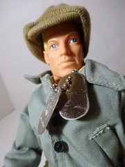 1996 Hasbro GI Joe Classic Collection 12″ Soldier w/Gear Dog Tags Complete G23a