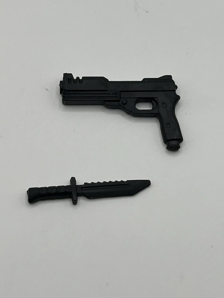 GIJoe Classified Series Night Viper Pistol & Knife Fodder 1/12 Scale