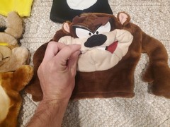 Lot of 6 Vintage 1993 & 1994 Warner Bros. Looney Tunes 12″ Plush Hand Puppets