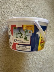 Toy Story Bucket O Soldiers Signature Collection Army Men MIB 64017