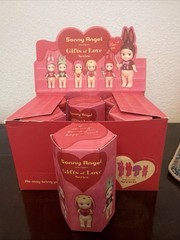 Sonny Angel Gifts of Love Series Mini Figure, Blind Box, Replica