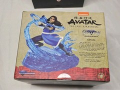 Avatar The Last Air Bender Katara 9” PVC Figure Gallery Diorama Diamond Select