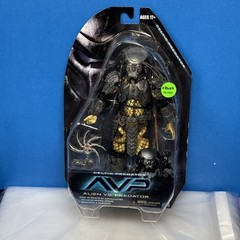 NECA AVP Alien vs Predator CELTIC PREDATOR Series 14 Figure Authentic 2015 Read