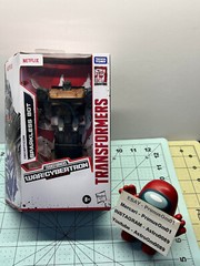 Hasbro Transformers War For Cybertron Sparkless Bot