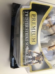 Legends of the Dark Knight Twister Strike Scarecrow Action Figure Kenner DC 1996
