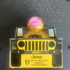 Jeep Branded 2″ Ducks in Paper Jeep 4×4 Box – Glitter