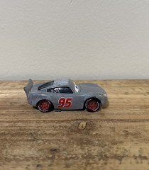 Mattel Disney Pixar Cars 3 Primer Lightning McQueen #95 Radiator Springs Classic
