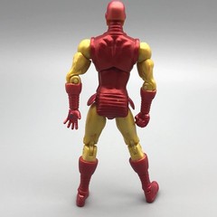 Hasbro Marvel Universe Iron Man 4.25″ Action Figure Posable Red & Gold