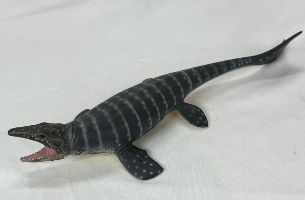 CollectA Realistic Animal Replica Mosasaurus Figure Extra Large Ages 3+ and Up