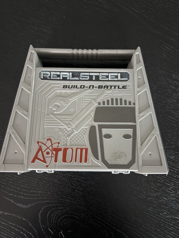 Jakks 2011 Real Steel Atom Build-n-Battle Action Figure Set