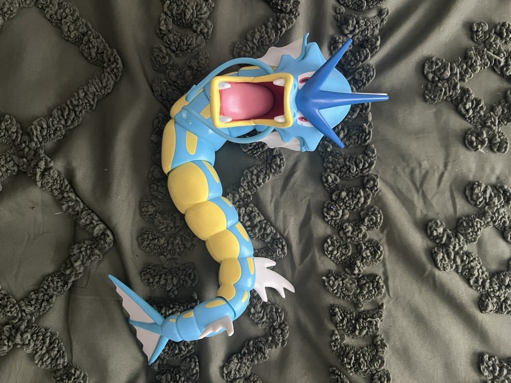 Pokemon Gyarados 12-Inch Epic Battle Action Figure Articulated Partial Stand