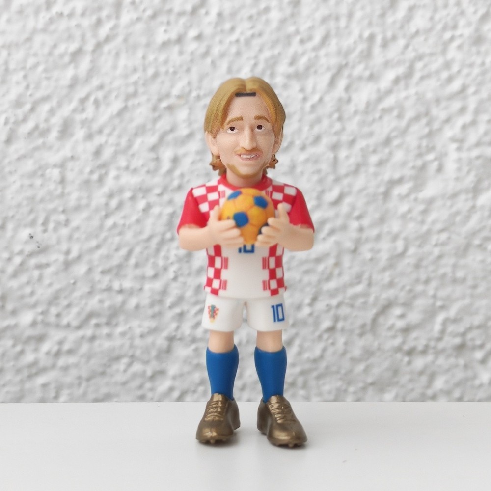 Minix FIFA World Cup 2026 Figure – Croatia Team: 10 Luka Modrić (7 cm/2.8″)