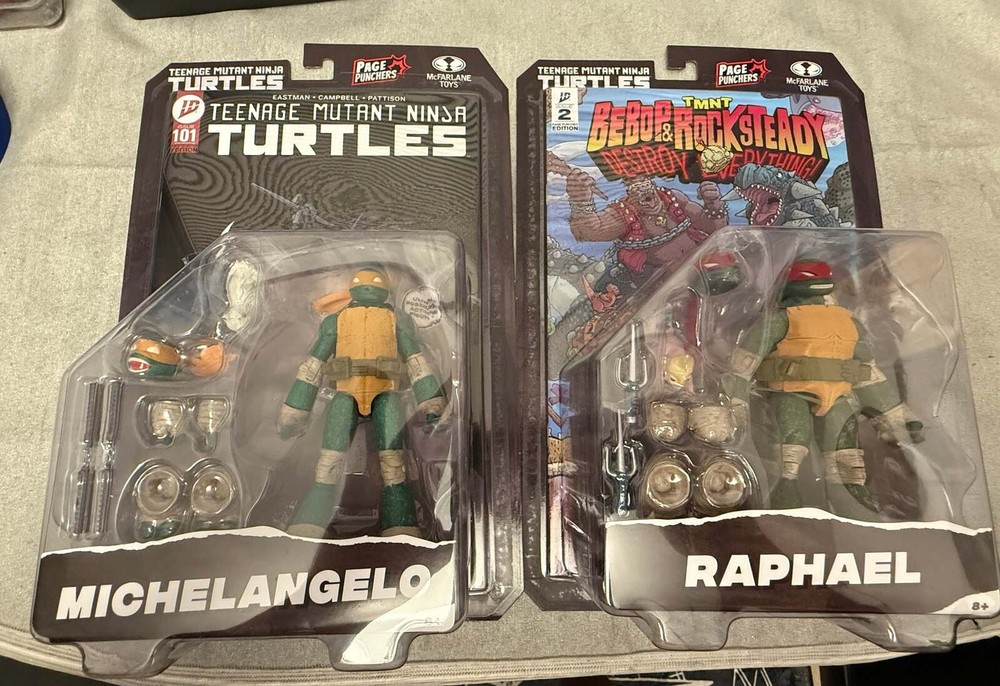 McFarlane Teenage Mutant Ninja Turtles Page Punchers Raph & Mikey Bundle IDW