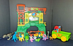 Land Before Time Dinosaur Rescue Station & Dino Truck LIGHTS & SOUNDS WORK!
