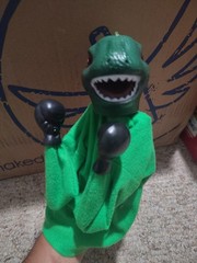 Vintage Rojus Komodo Dragon Lizard Punchosaurus Godzilla Boxing Punching Puppet