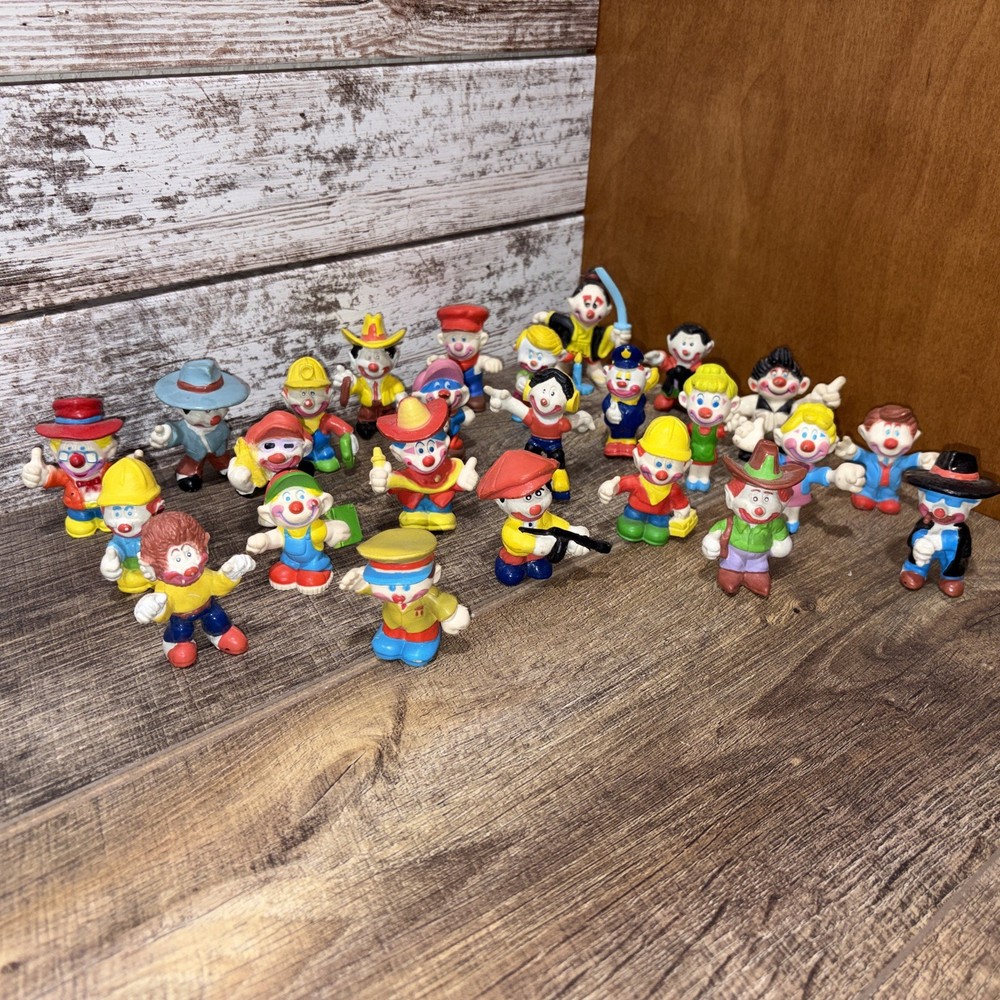 Vintage 1981 Mego Corp Clown Around PVC Figures 2″ Bundle Lot Of 25 w/ 10 Cards