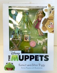 Diamond Select Toys Disney The Muppets KERMIT and MISS PIGGY Action Figures