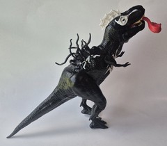 Marvel Spider Man Epic World of Action VenomVersus Venomsaurus Rex (16”/40cm)