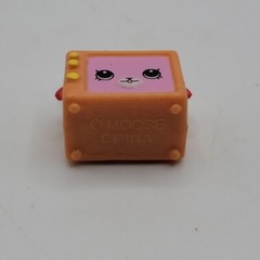 Shopkins HAPPY PLACES Loose Figurine PUPPY PARLOR Loose Figure.