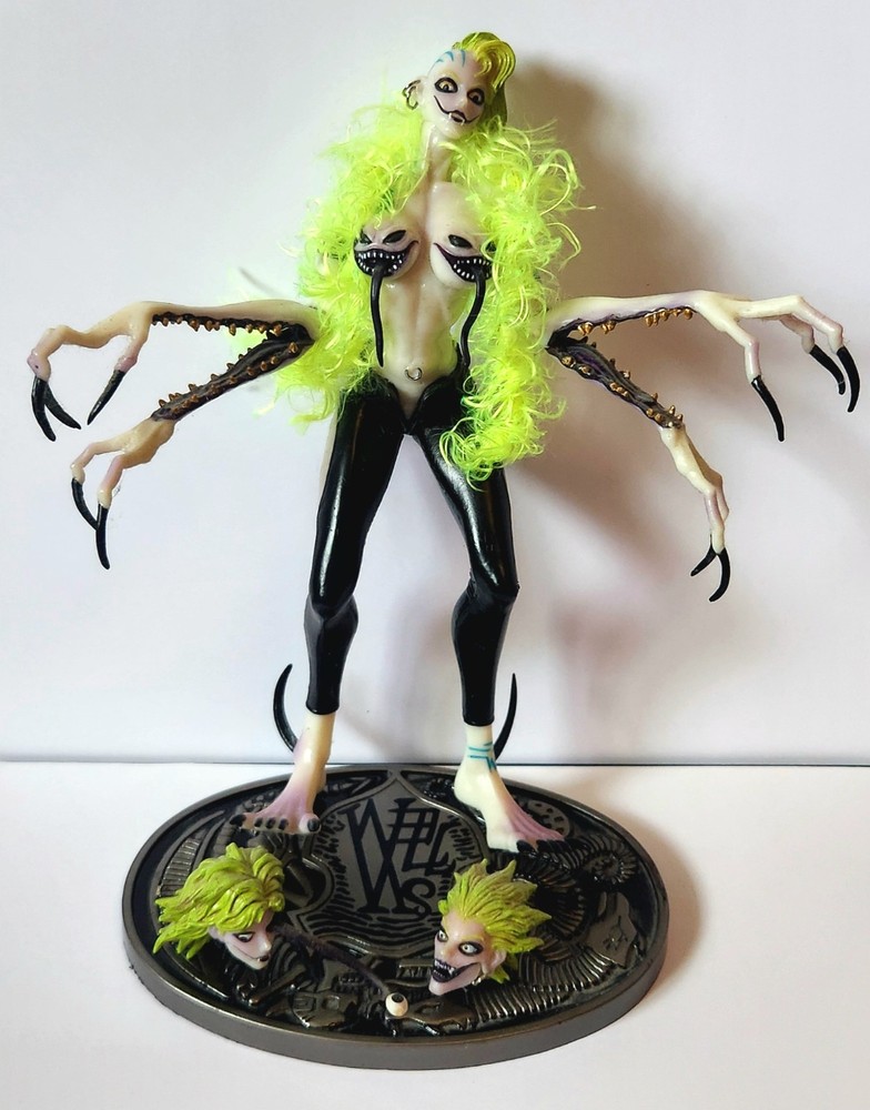 WELVATH Devilman Fewture 8″ Tall Action Figure Complete w/ 2 Extra Heads & Base