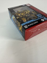 Transformers Dark of the Moon Bumblebee Studio Series 87 Deluxe Class Hasbro