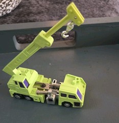 Constructicons (Mixmaster, Scavenger, and Hook) from the original TransformerG1