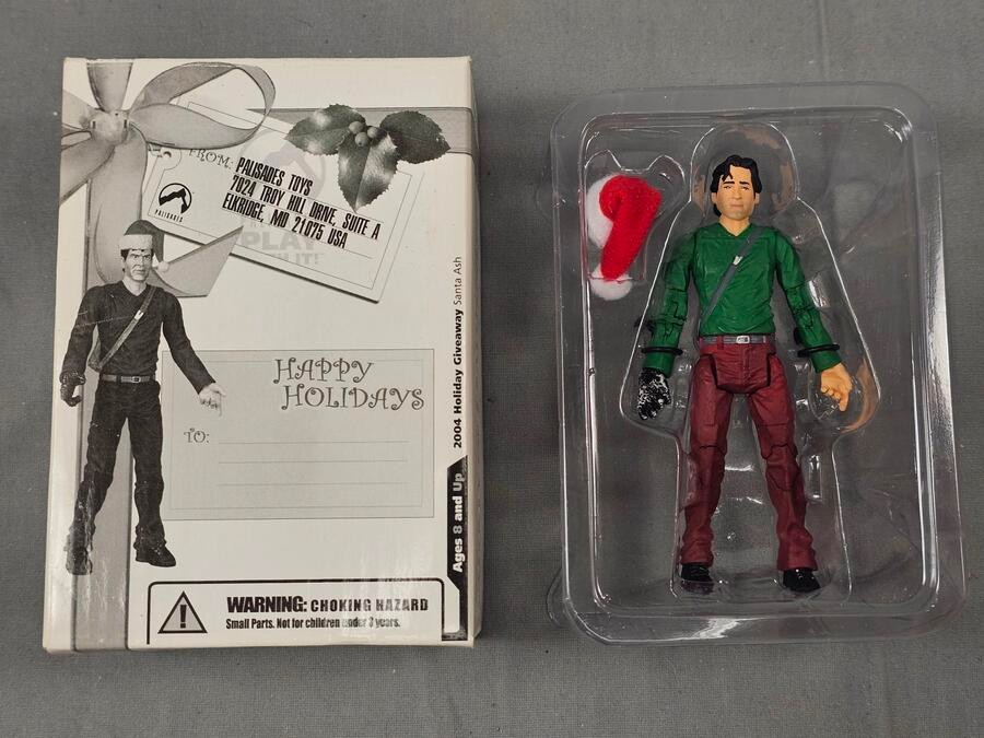 Army of Darkness 3 3/4″ action figure Holiday Ash