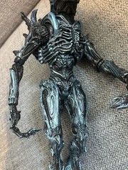 2020 NECA Ultimate RHINO ALIEN 11” Action Figure Fox Aliens Blue Silver