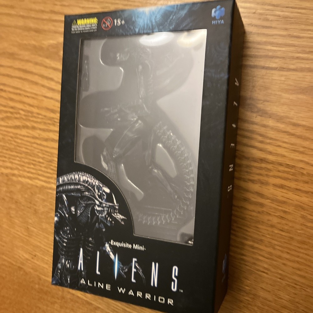 Hiya Toys Exquisite Mini 1/18 Scale ALIENS Alien Warrior Blue Action Figure