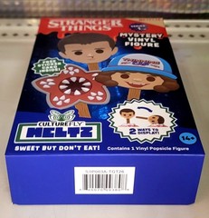 Culturefly Meltz Stranger Things Mystery Ice Cream Vinyl Toy & Sticker Card NEW