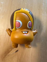 Jon Burgerman Kidrobot Signed! Vinyl Autographed! Hand drawn art on back!