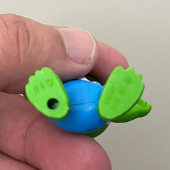 Kermit The Frog The Muppets Vintage (1986) Pvc Toy, and 2 Smurfs