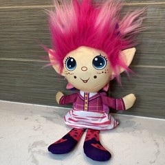 FlipZee Trolls Pretty Pink Plush doll- Flip Zee Girls – 2 dolls in 1 – 15″