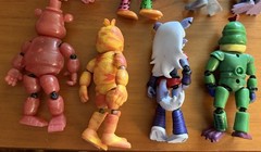 FNAF Action Figures Five Nights at Freddy’s Lot of 11 (2 for parts) & Foam Bear