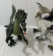 3 McFarlane Dragons Conan Fire Komodo Clan + Plastoy Medieval Battlefield Lot 4