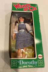 Mego THE WIZARD OF OZ DOROTHY 1974 New in Box missing Toto