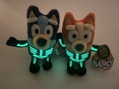 Bluey and Bingo Glow in the dark set of two