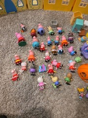 Peppa Pig Toy Lot 3 Houses 30 Figures 40 Accessories