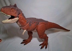 Jurassic World Camp Cretaceous Super Colossal Carnotaurus Toro Dinosaur Toy