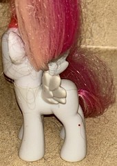 My Little Pony G4 Diamond Rose Friendship Is Magic – Preowened