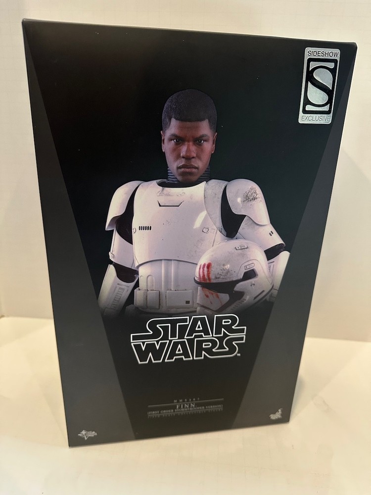 Hot Toys FINN First Order Stormtrooper Version Force Awakens MMS367 1/6
