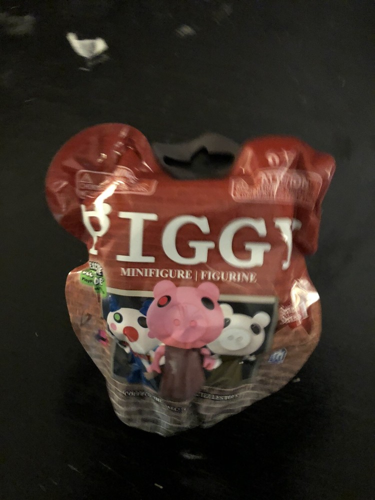 PIGGY MINI FIGURE SINGLE MYSTERY PACK ROBLOX WITH DLC ITEM BRAND NEW SEALED