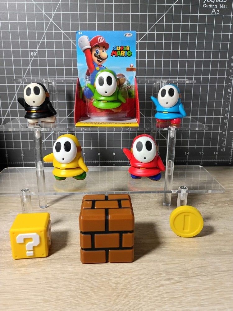 5-PK SHY GUY 2.5″ Super Mario World of Nintendo Black Blue Green Red Yellow