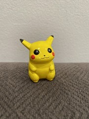 Vintage Nintendo Pokemon – Chunky Pikachu – 1 1/2″ pencil topper from 1999