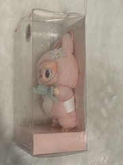 Popmart Labubu Mokoko Close To Sweet Pendant(PopLand Exclusive) [AUTHENTIC]
