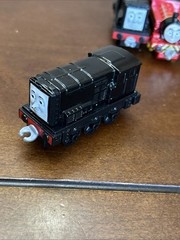 Thomas The Tank Engine Magnetic Metal Die Cast & Plastic Lot Of 9