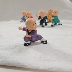 Vintage Chinese Kung Fu Martial Arts Plastic Fight Pose Figure Figurine LOT of 6