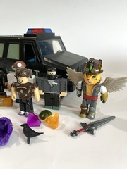 Roblox Toys Action Figures Parts Mixed Lot Jazwares Swat Car Weapons Over 20 Pc