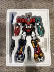 Titan Power King of Beast Voltron Defender of the Universe Figure