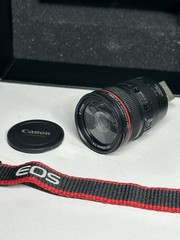 Canon Miniature Camera EOS 5D Mark III EF24-105mm F4L IS USM 8GB USB Flash Drive